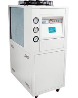 产品介绍:  fdlar系列风冷一体式冷水机是一款专业的中小型工业设备